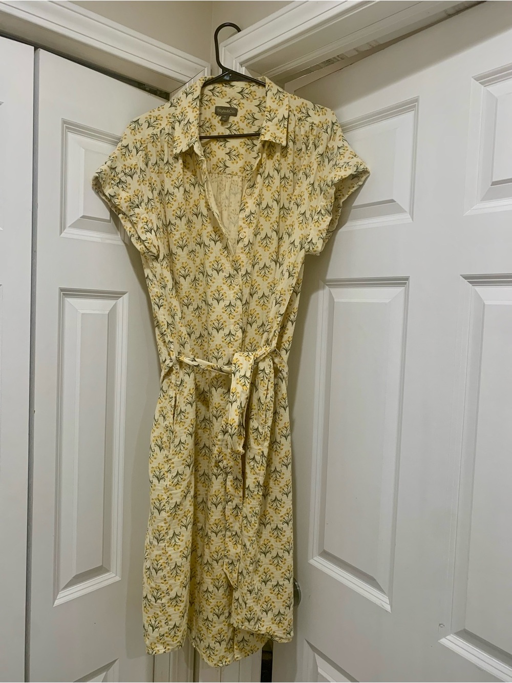 Style & Co. Light Yellow Floral Button-Front Shirt Dress with Tie Belt
